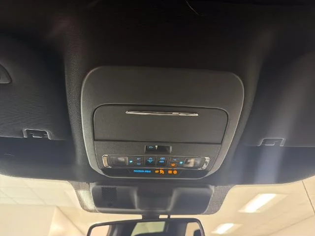 New 2026 Star White Metallic Tri-Coat Ford Platinum® image 32