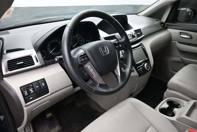 Used 2015 Obsidian Blue Pearl Honda EX-L image 18