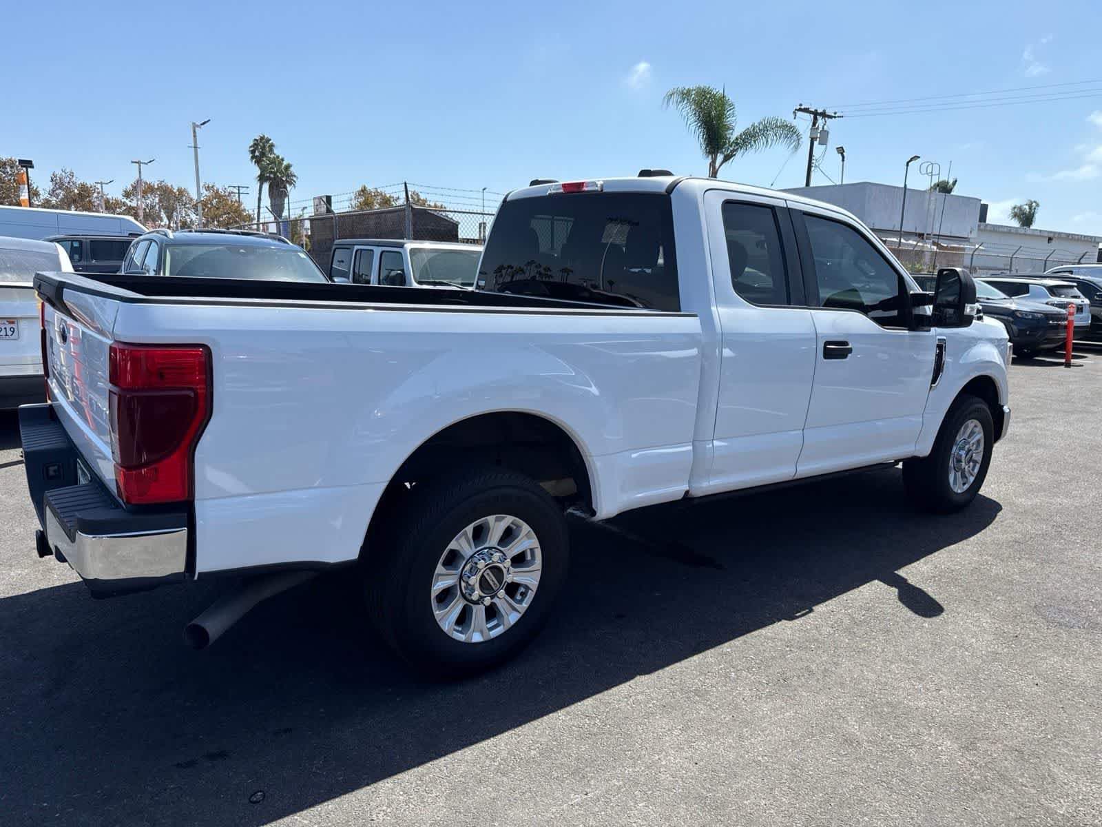 Used 2021 Oxford White Ford XLT image 12
