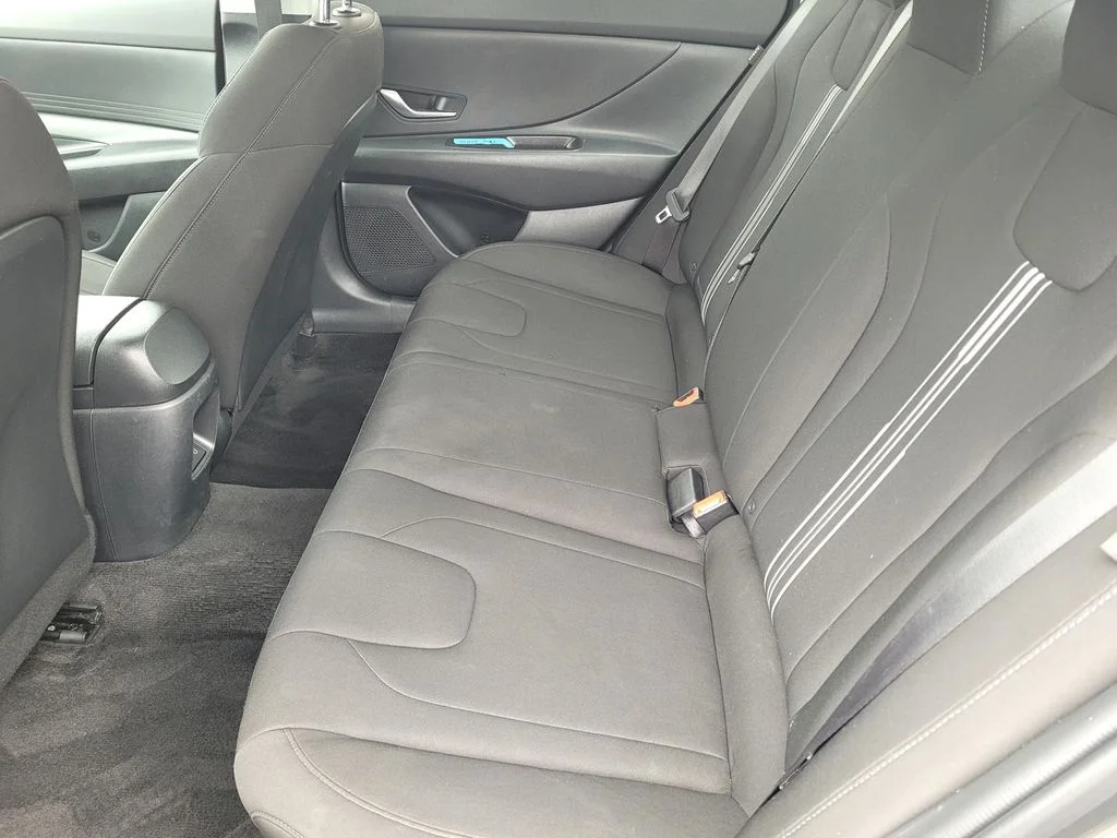 Used 2024 Gray Hyundai SEL image 12