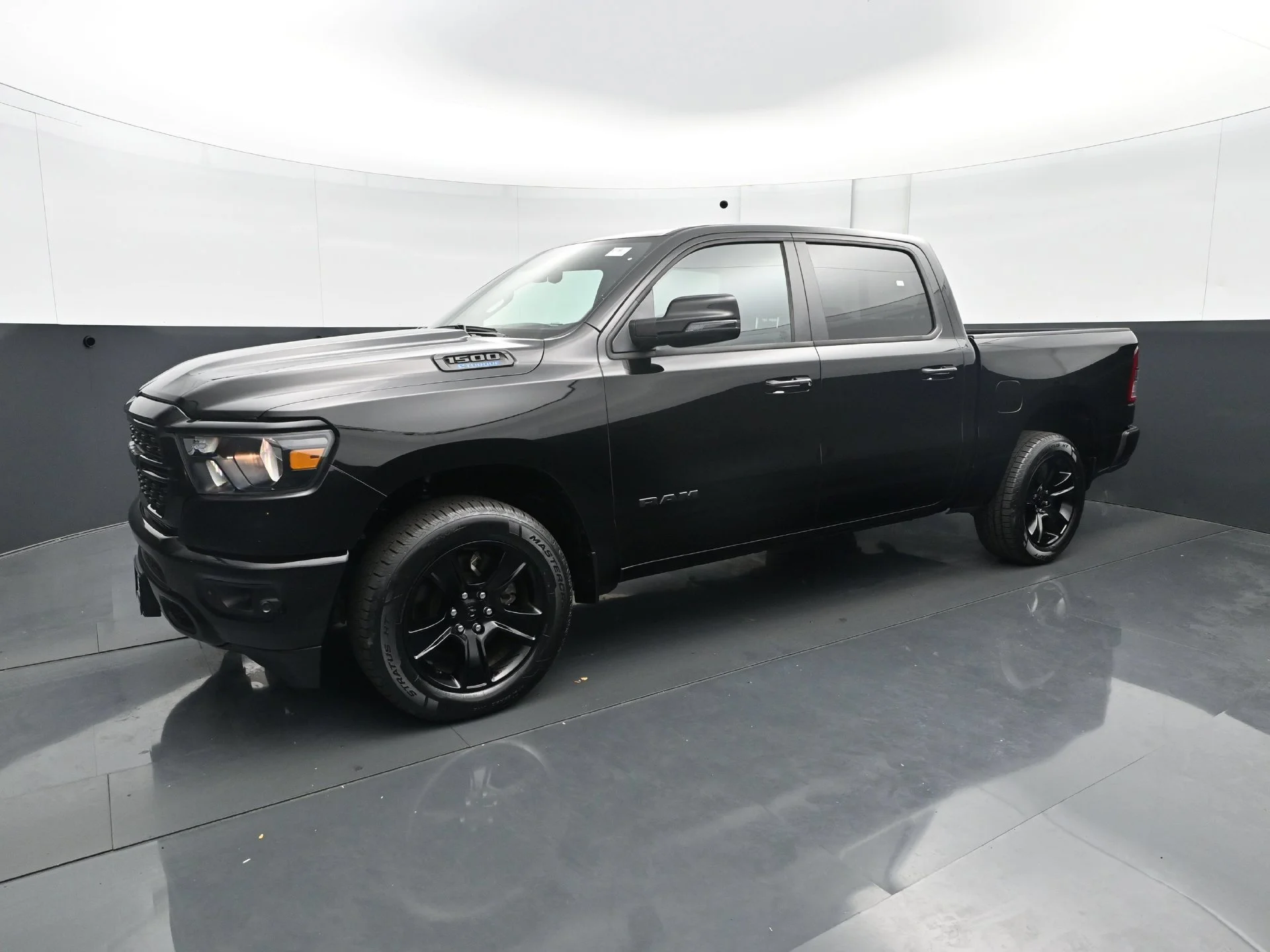 Used 2023 Diamond Black Crystal Pearlcoat Ram Big Horn/Lone Star image 2