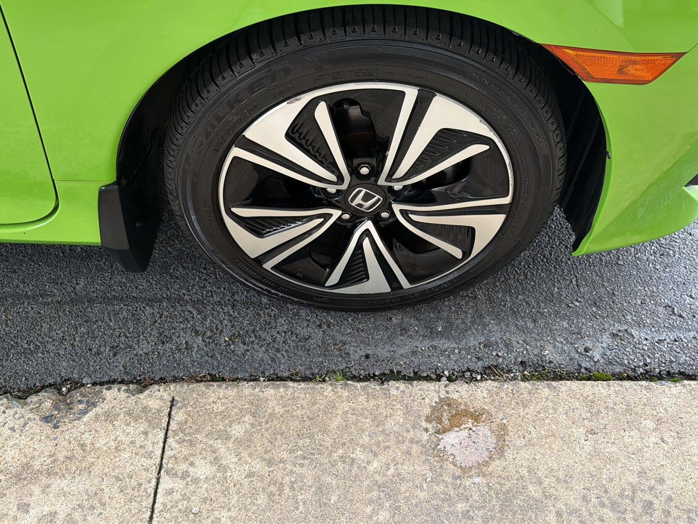 Used 2017  Honda EX-T image 34