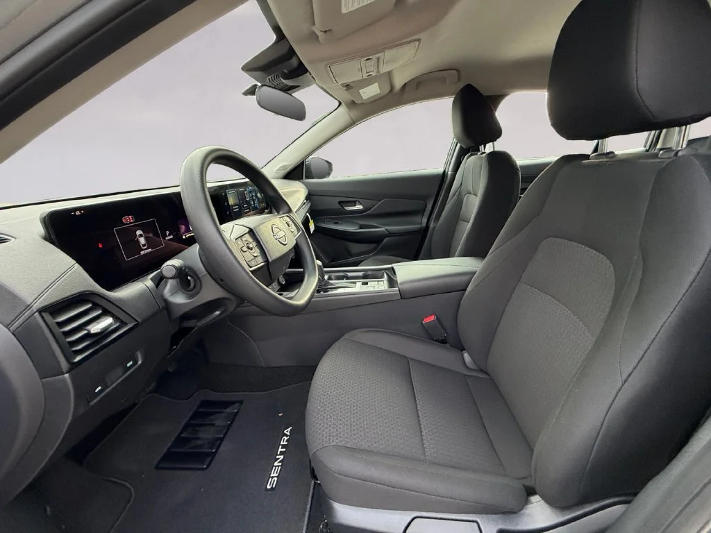 New 2027 Gray Nissan S image 10
