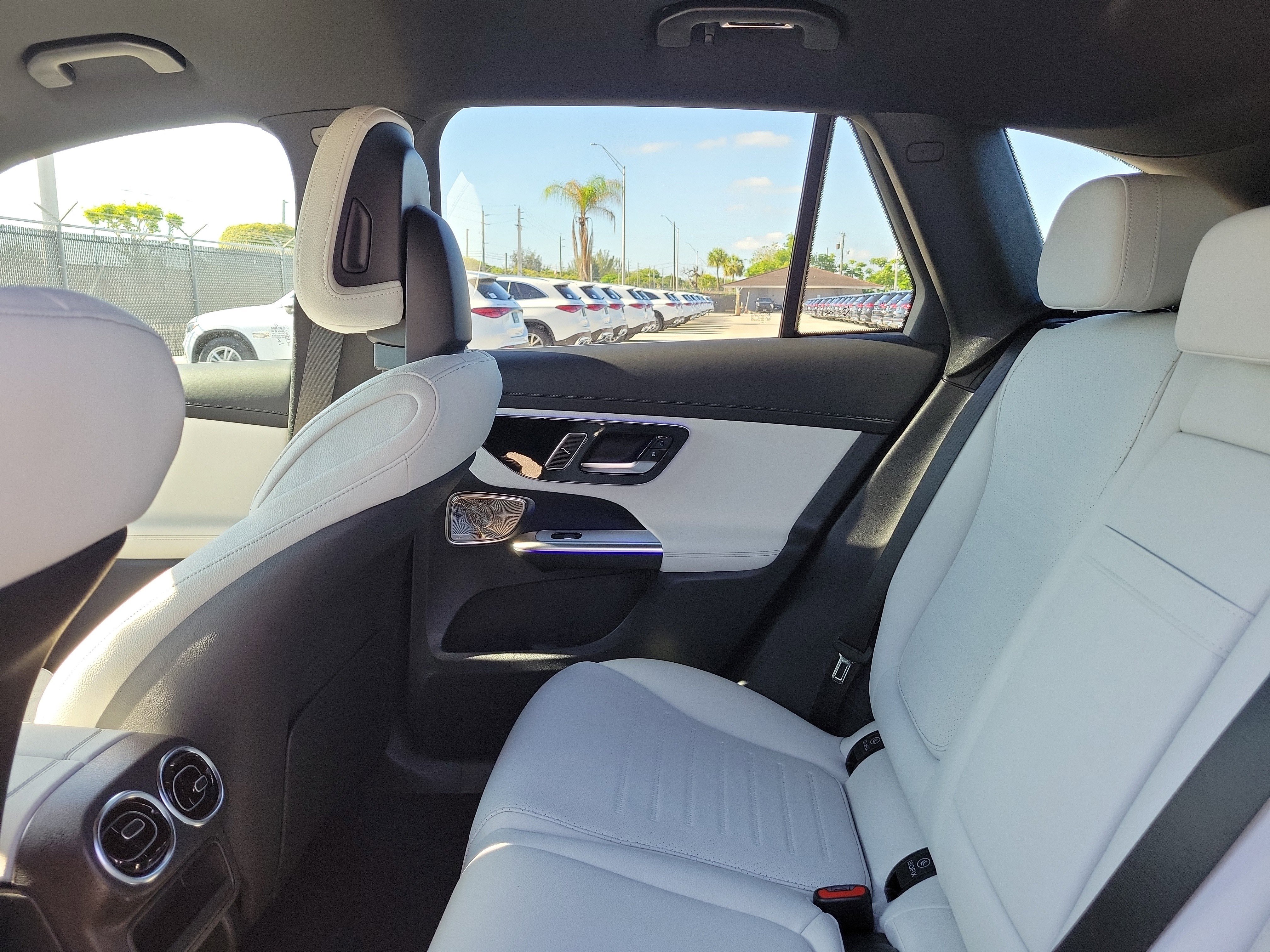 New 2026 Black Mercedes-Benz GLC 300 image 40