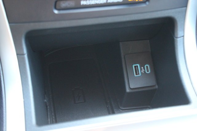 Used 2024 White Ford SEL image 10
