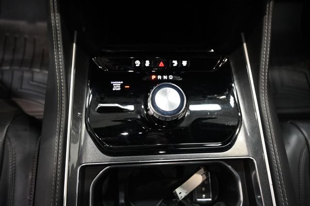 2022 Jeep Wagoneer Series I - Photo 23