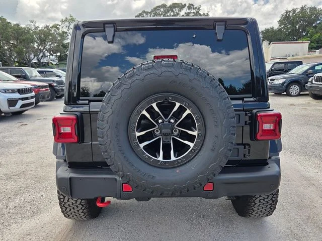 New 2026 Black Clear-Coat Exterior Paint Jeep Rubicon X image 7