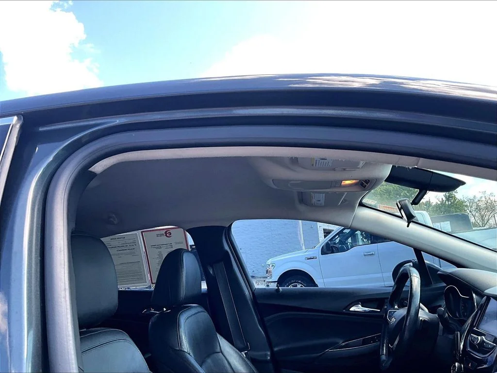 Used 2017 Gray Chevrolet Premier image 23
