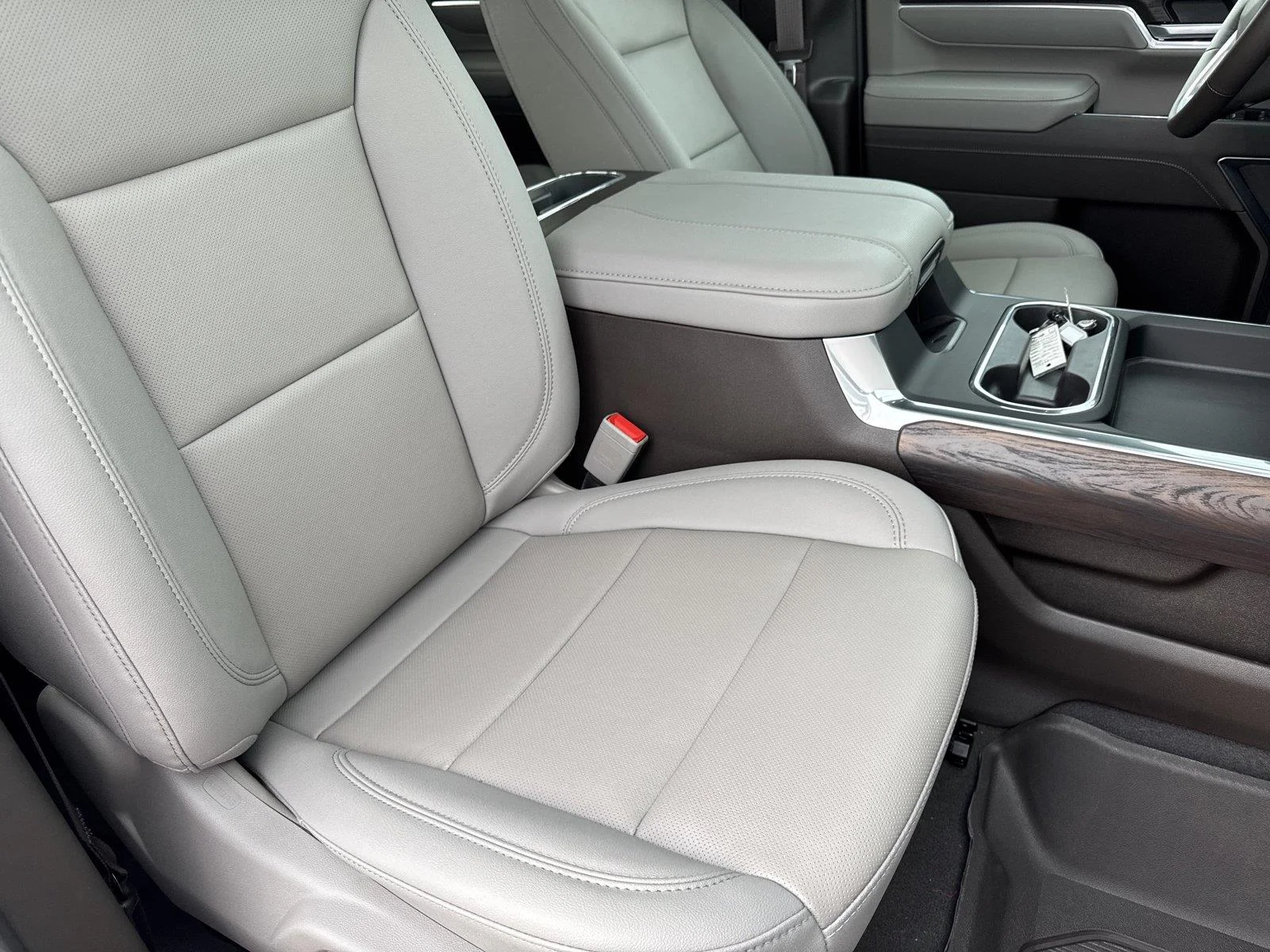 2026 GMC Sierra 2500HD SLT - Photo 36