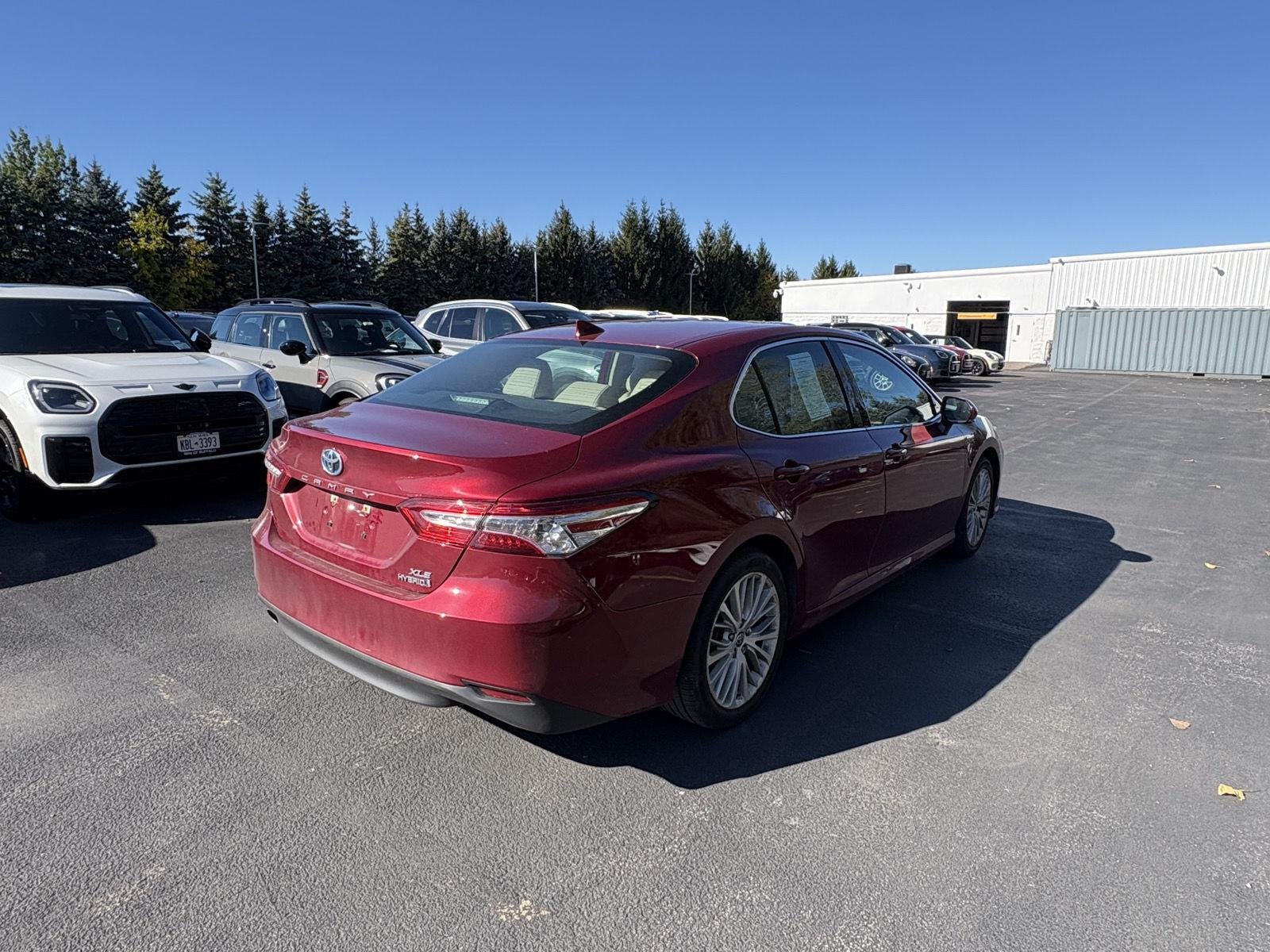 Used 2020 Ruby Flare Pearl Toyota XLE image 7