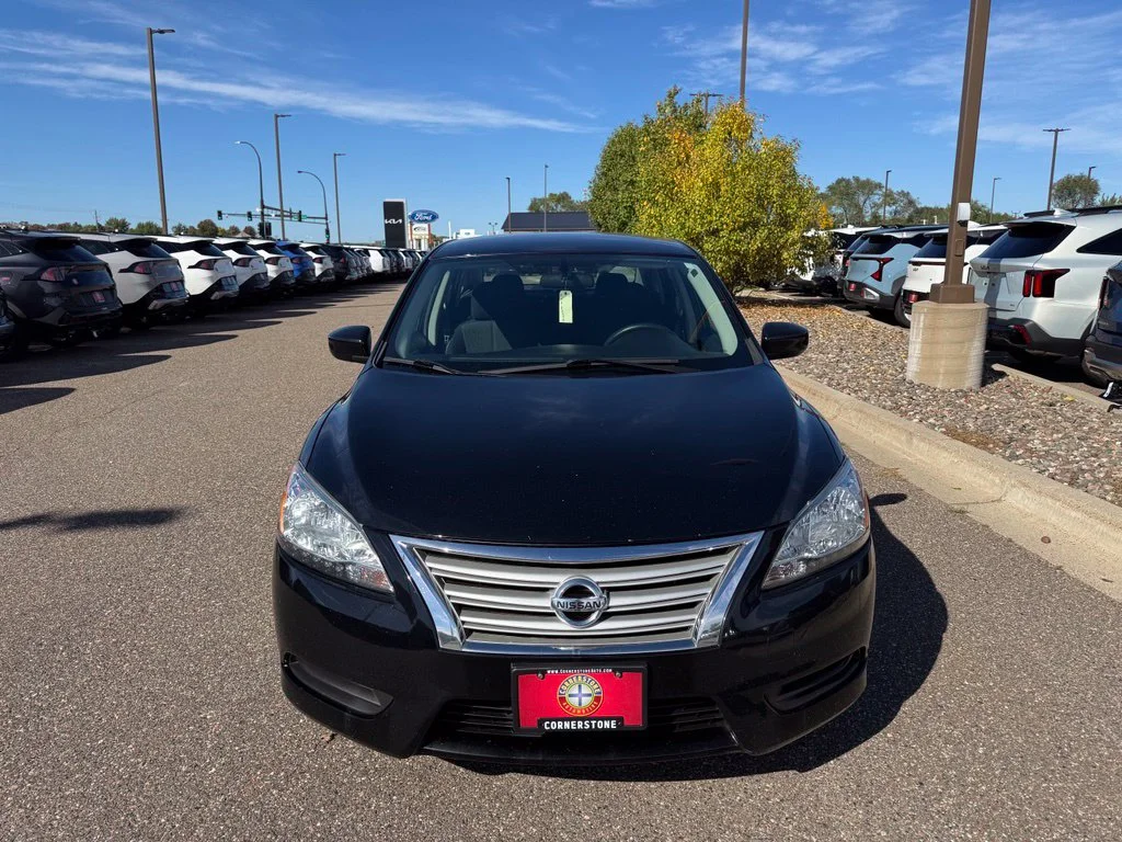 Used 2015 Nissan Sentra SV with VIN 3N1AB7AP5FL643560 for sale in Elk River, Minnesota