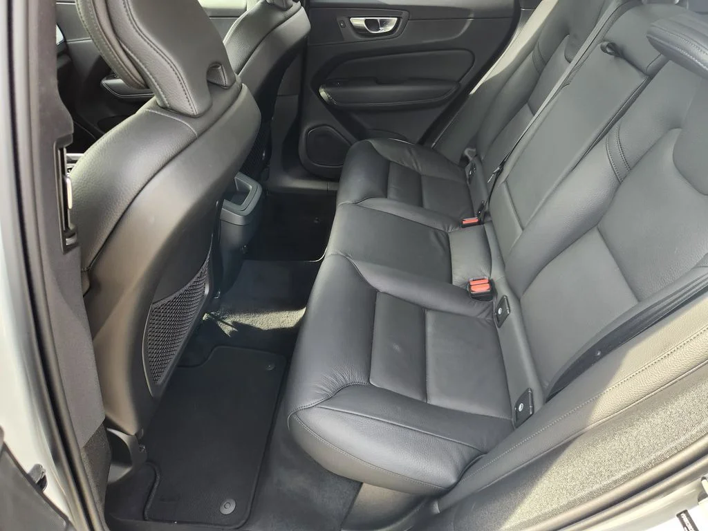 Used 2025 Crystal White Metallic Volvo Plus image 11