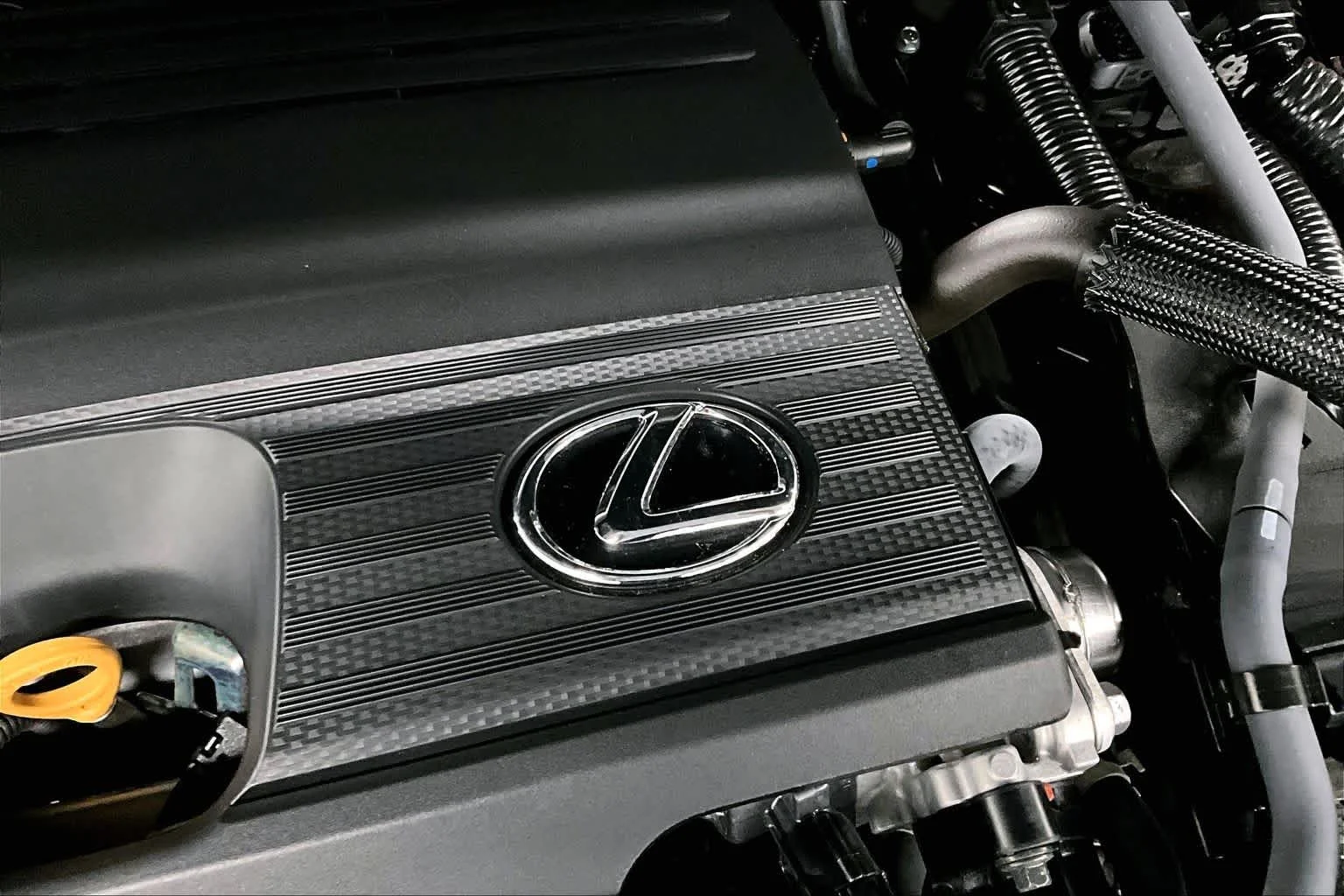 Used 2025 Atomic Silver Lexus Premium image 32