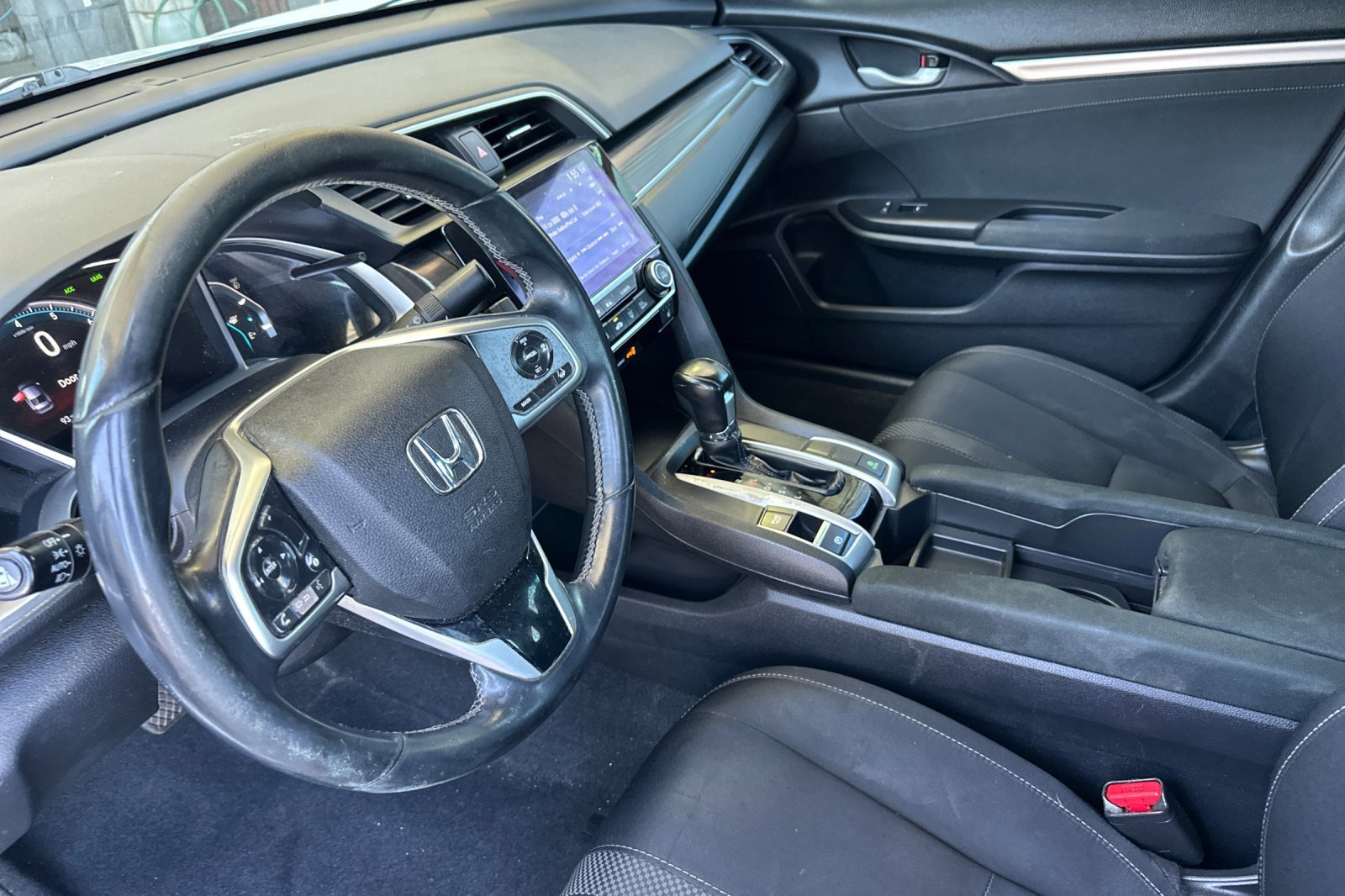 Used 2020 White Honda EX image 10