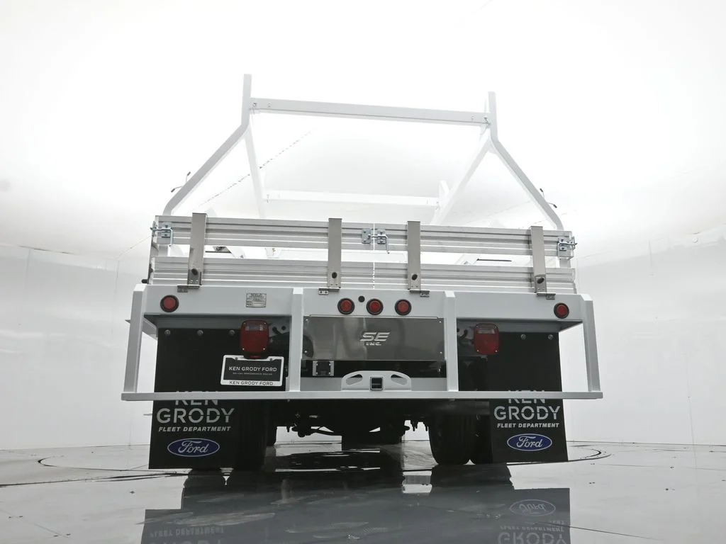 New 2026 Oxford White Ford XL image 49
