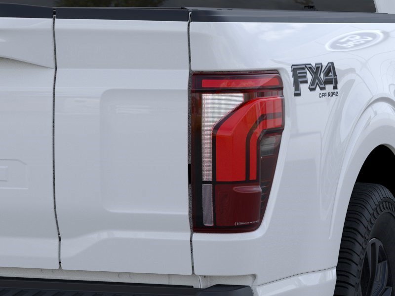 New 2026 Oxford White Ford LARIAT image 21