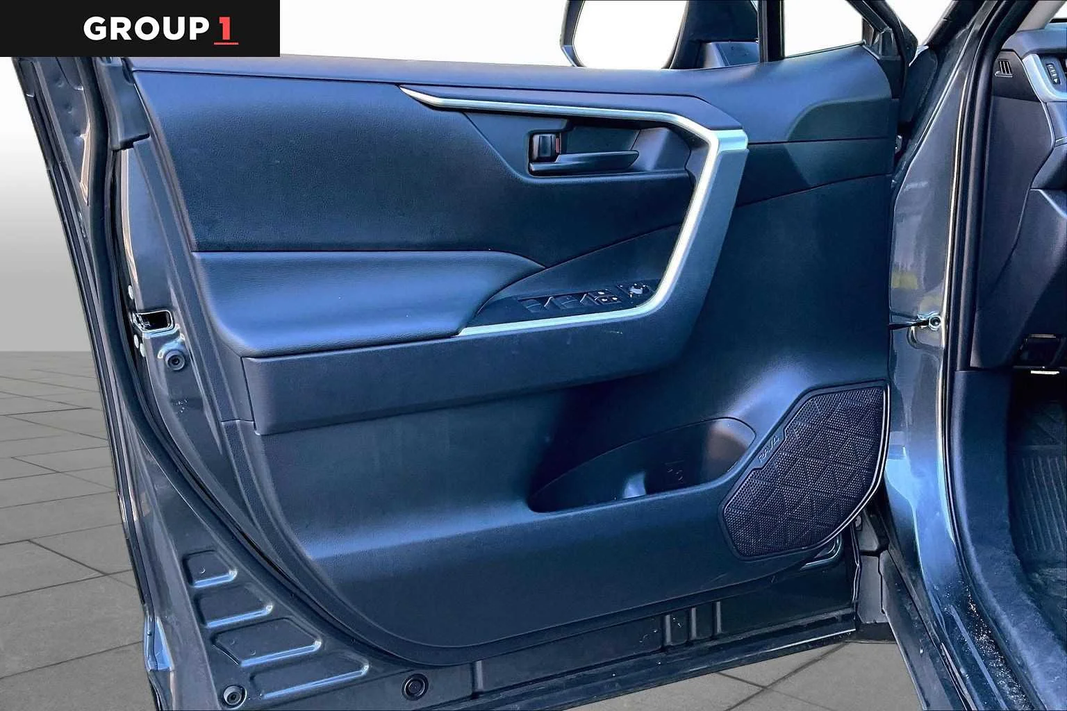 2025 Toyota RAV4 LE - Photo 22