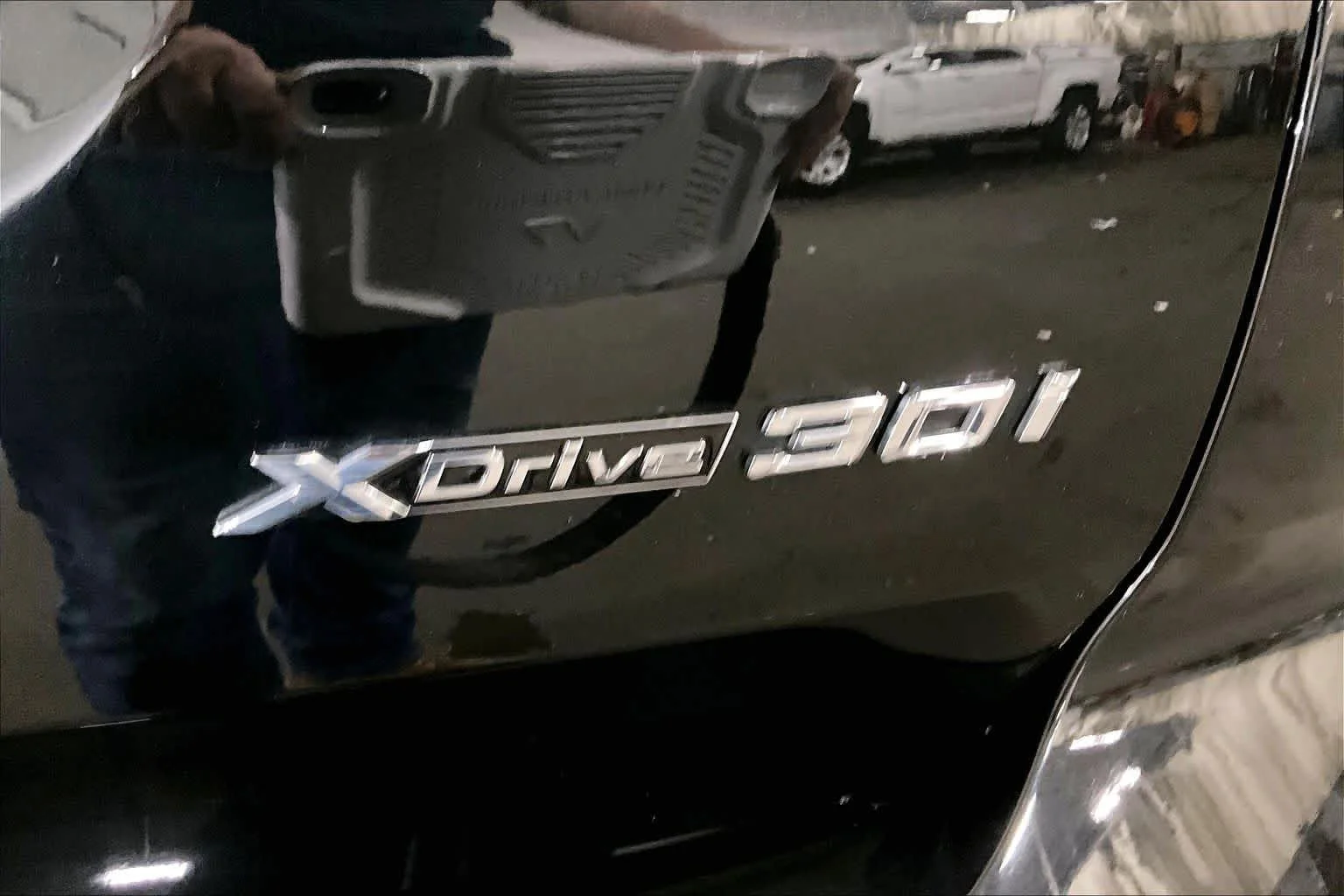 Used 2022 Black Sapphire Metallic BMW xDrive30i image 31