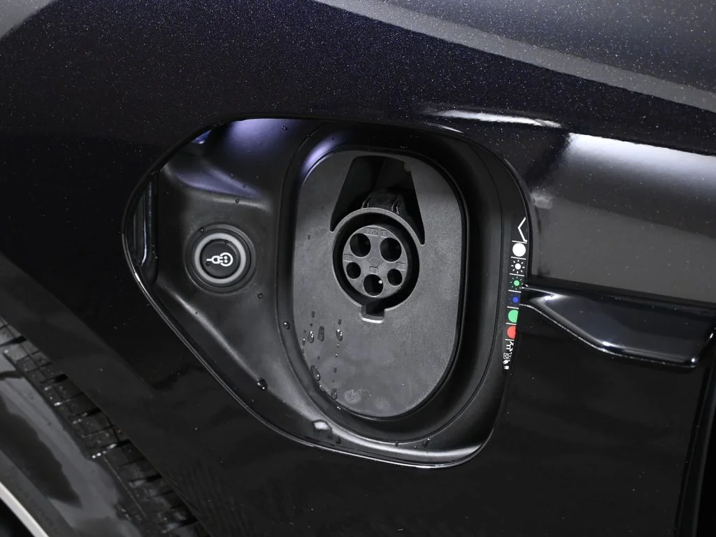 New 2026 Black Porsche 4S image 27
