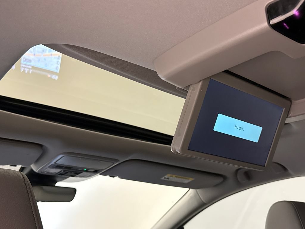 2024 Honda Odyssey Touring - Photo 48