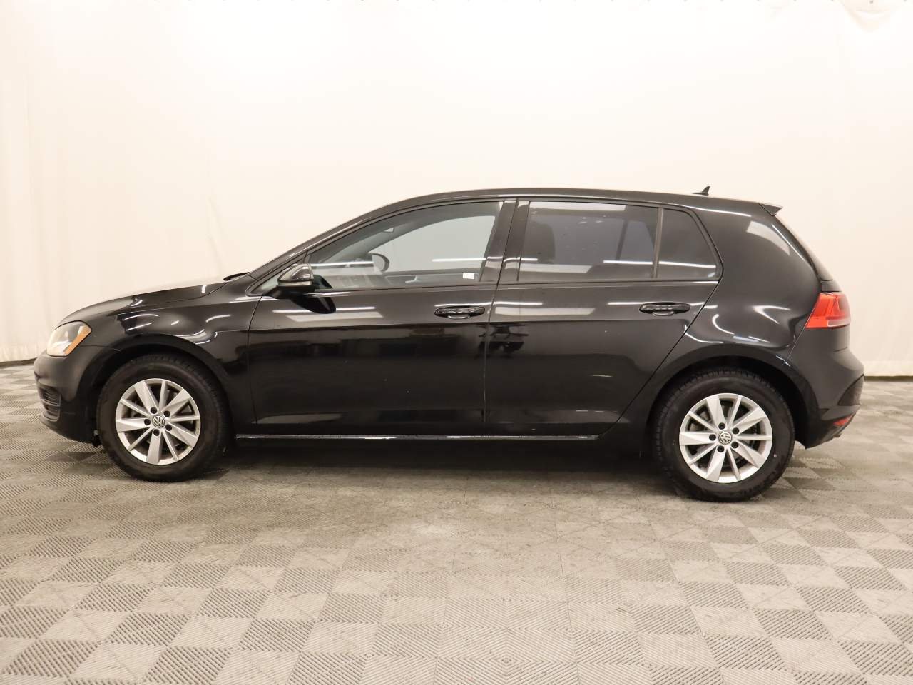 Used 2017 Volkswagen Golf S with VIN 3VW217AUXHM029656 for sale in Scottsdale, AZ