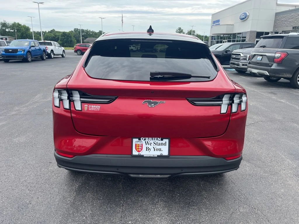 Used 2024 Rapid Red Metallic Tinted Clearcoat Ford Select image 4