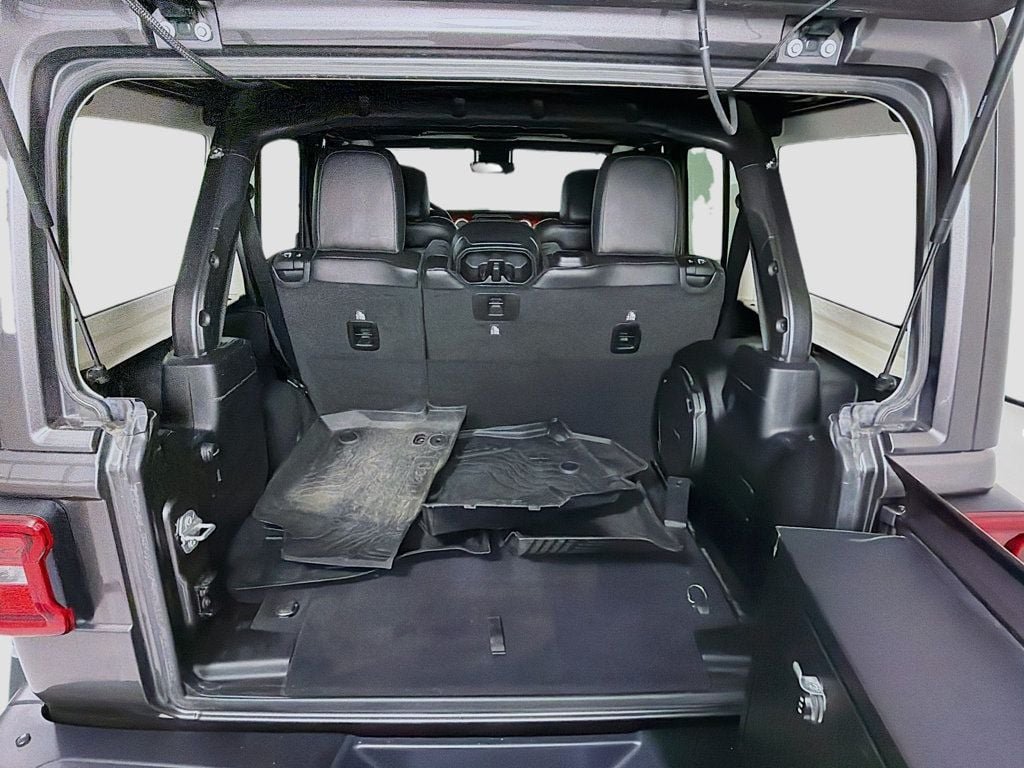 Used 2019 Granite Crystal Metallic Clearcoat Jeep Rubicon 4x4 image 28