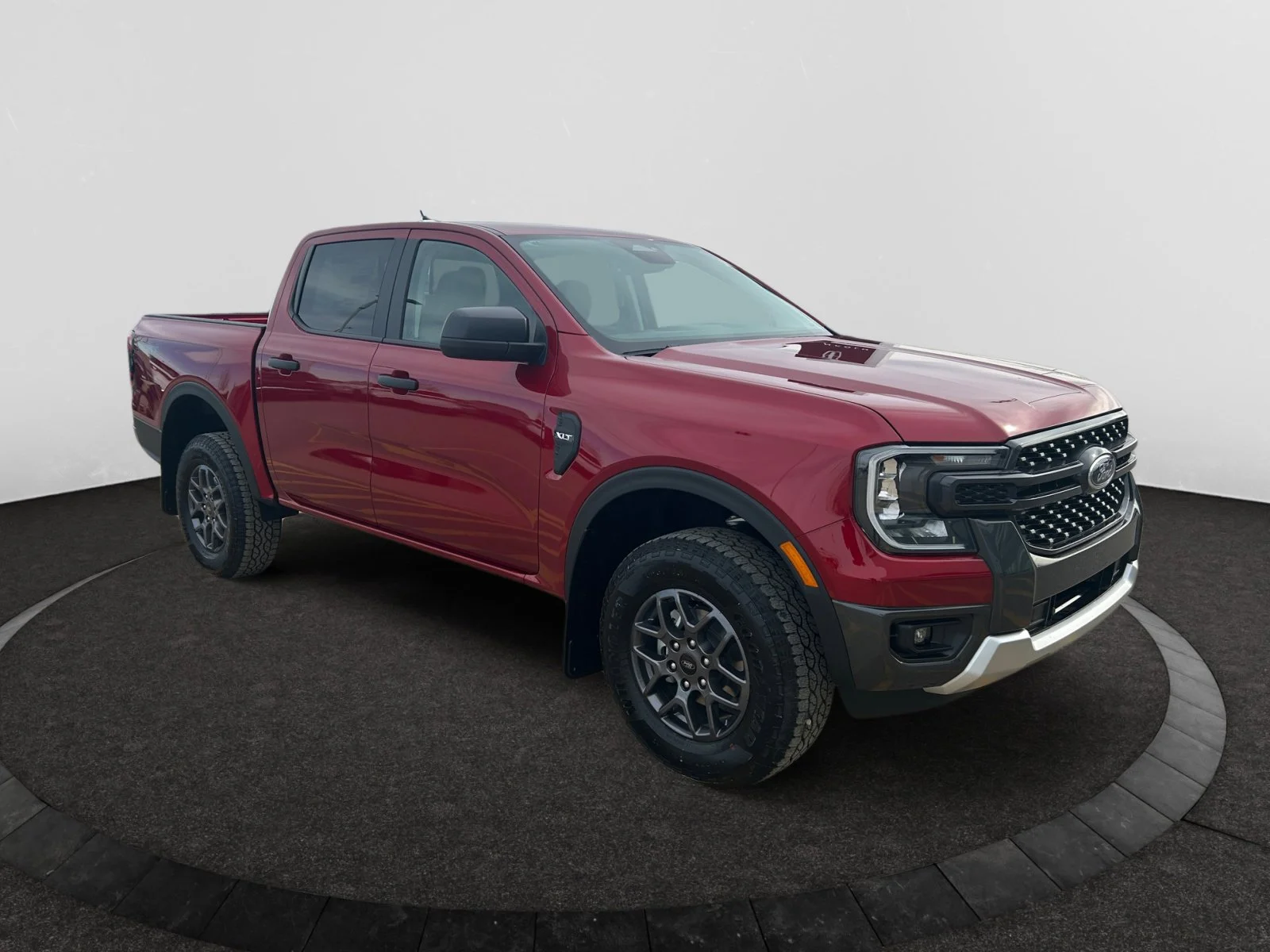 New 2026 Ruby Red Metallic Tinted Clearcoat Ford XLT image 7