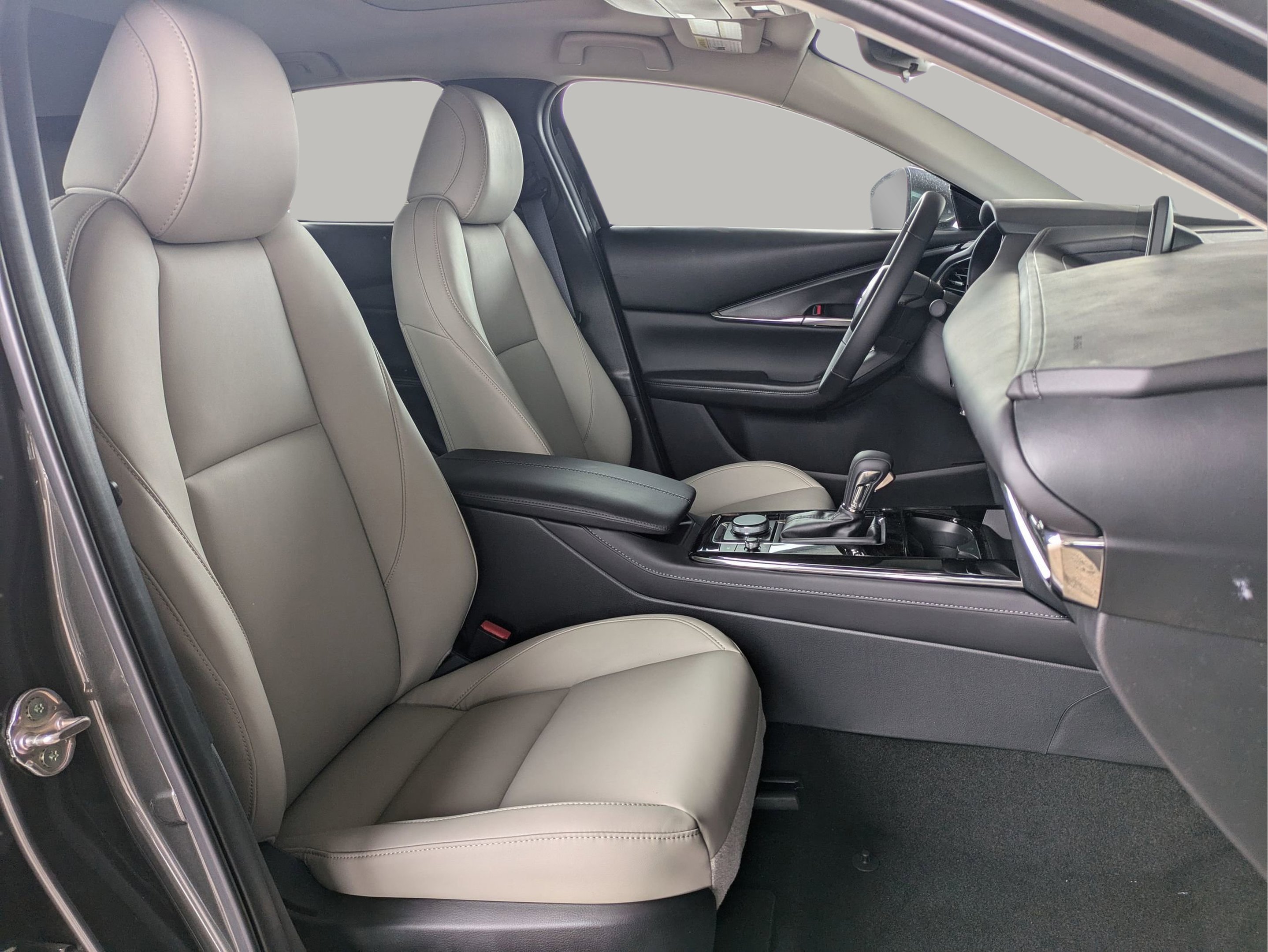 2025 Mazda CX-30 Preferred - Photo 14