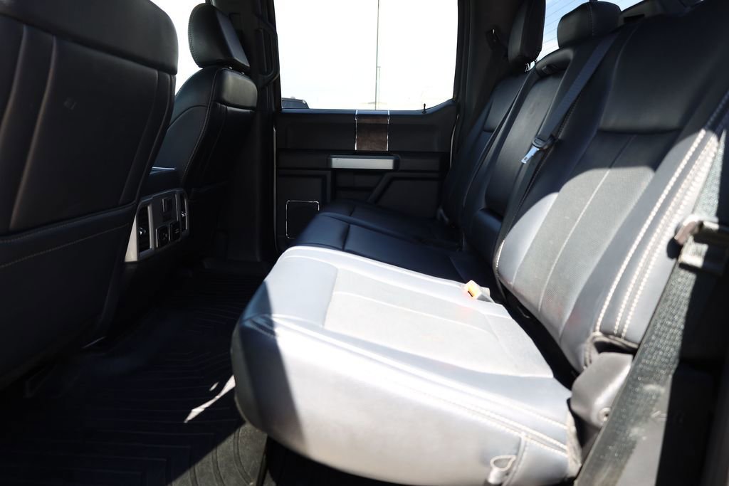 Used 2022 Silver Metallic Ford LARIAT image 18