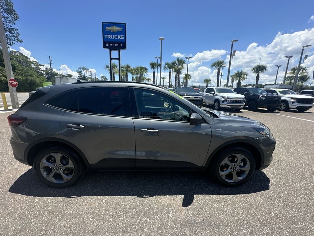 Used 2025 Gray Ford ST-Line image 17