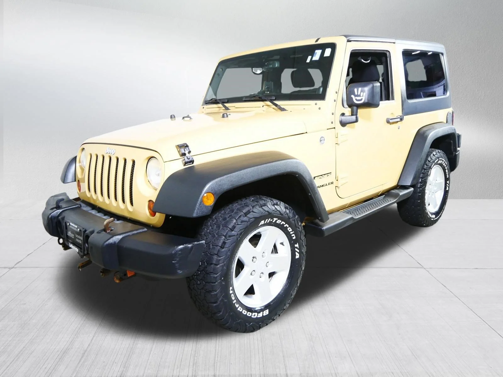 Used 2013 Dune Jeep Sport image 3