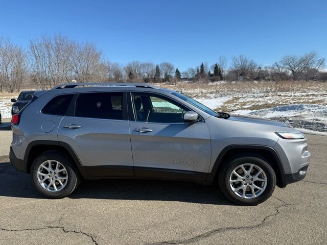 Used 2014 Jeep Cherokee Latitude with VIN 1C4PJMCS6EW278048 for sale in Rochester, Minnesota