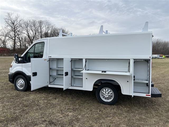 Used 2024 Oxford White Ford T350 AWD SRW image 25