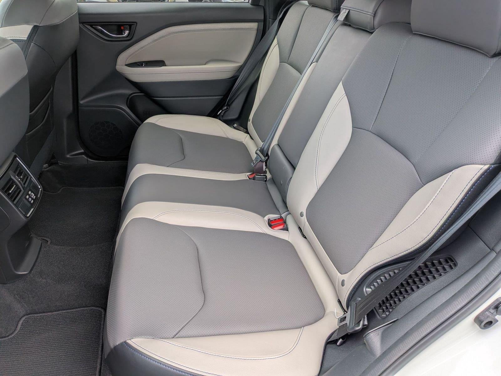 Used 2025 Crystal White Pearl Subaru Limited Hybrid image 31