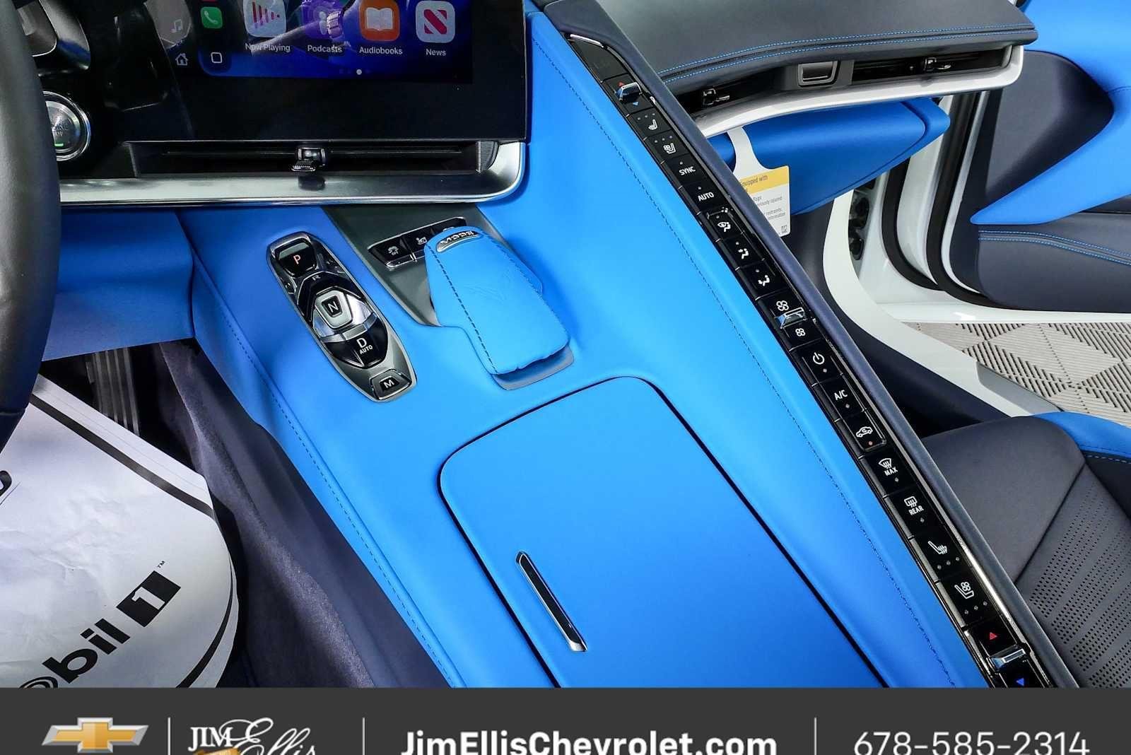 2025 Chevrolet Corvette 3LT - Photo 16