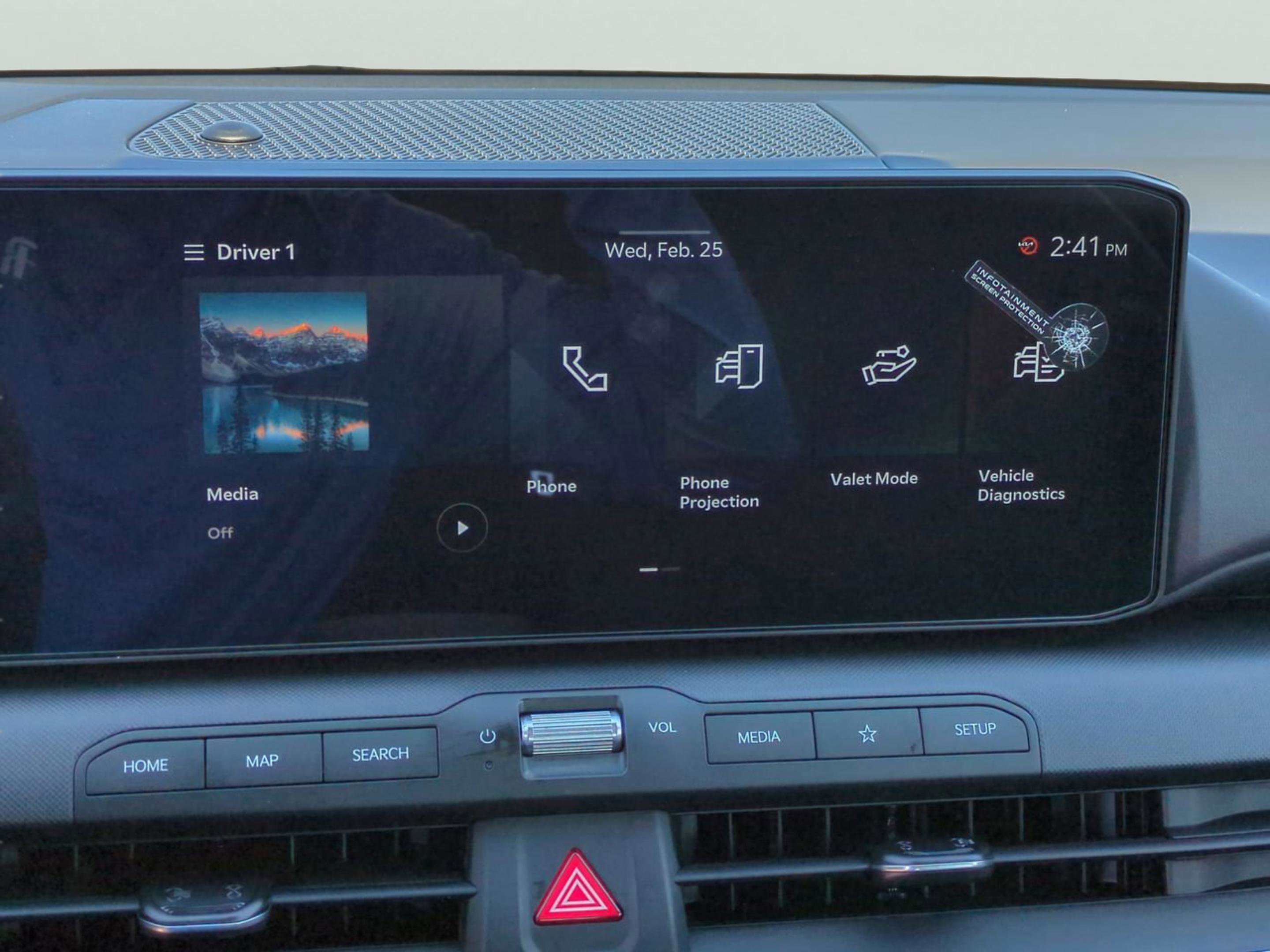New 2026 Snow White Pearl Kia LX image 18