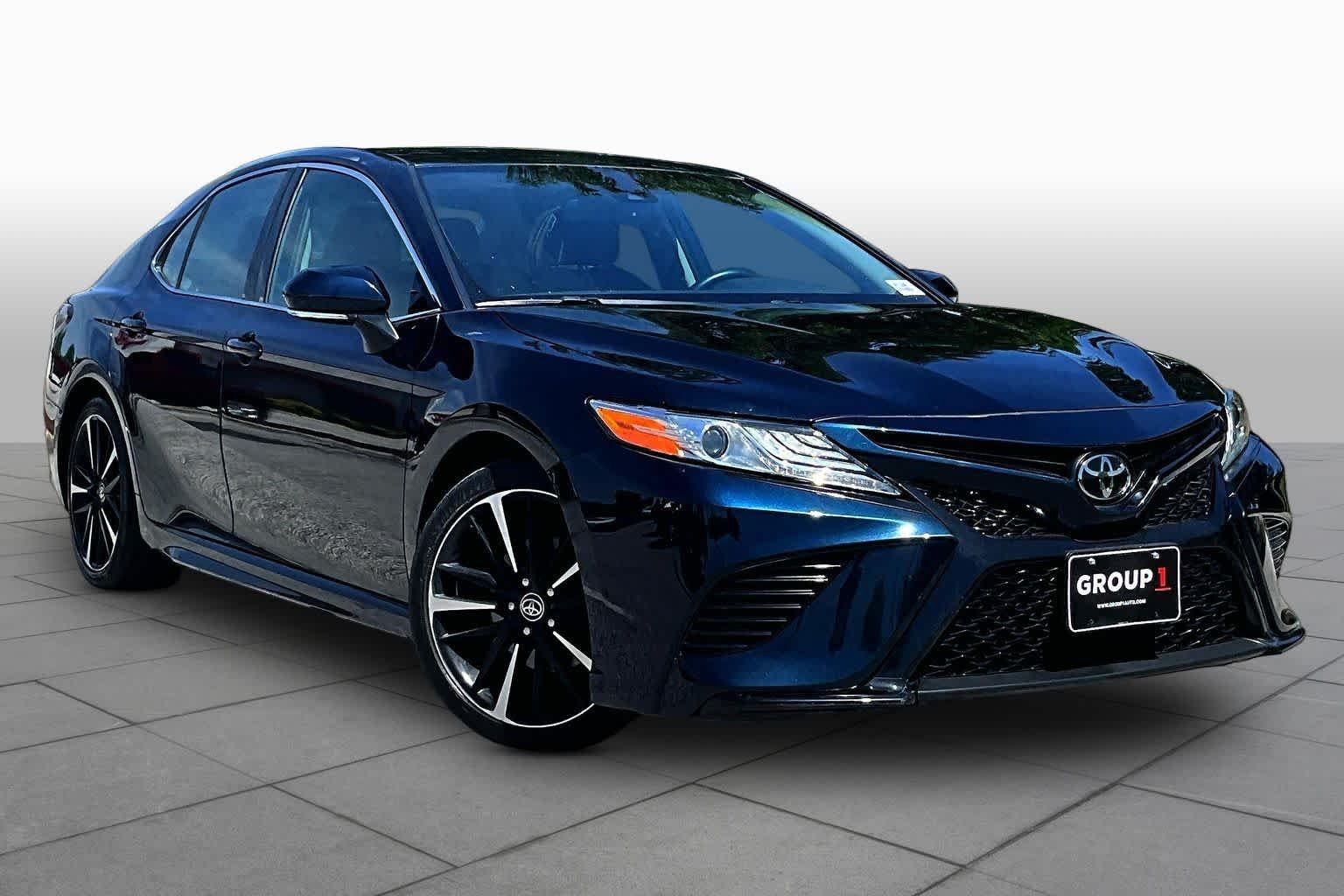 Used 2020 Galactic Aqua Mica Toyota XSE image 3