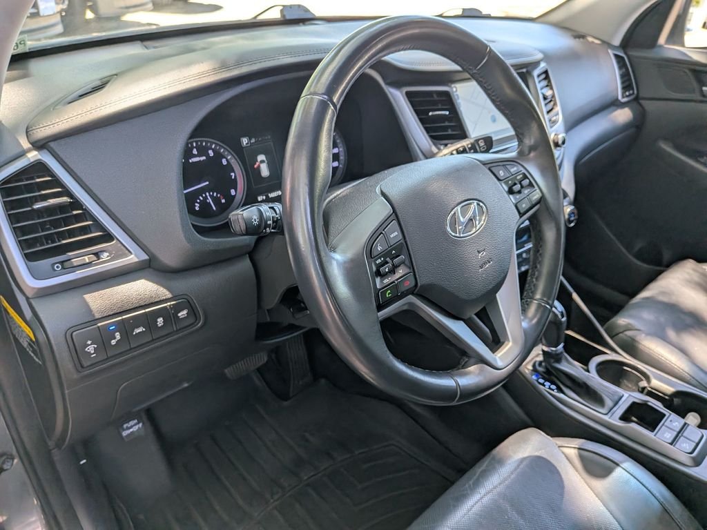 Used 2017 Gray Hyundai Limited image 34