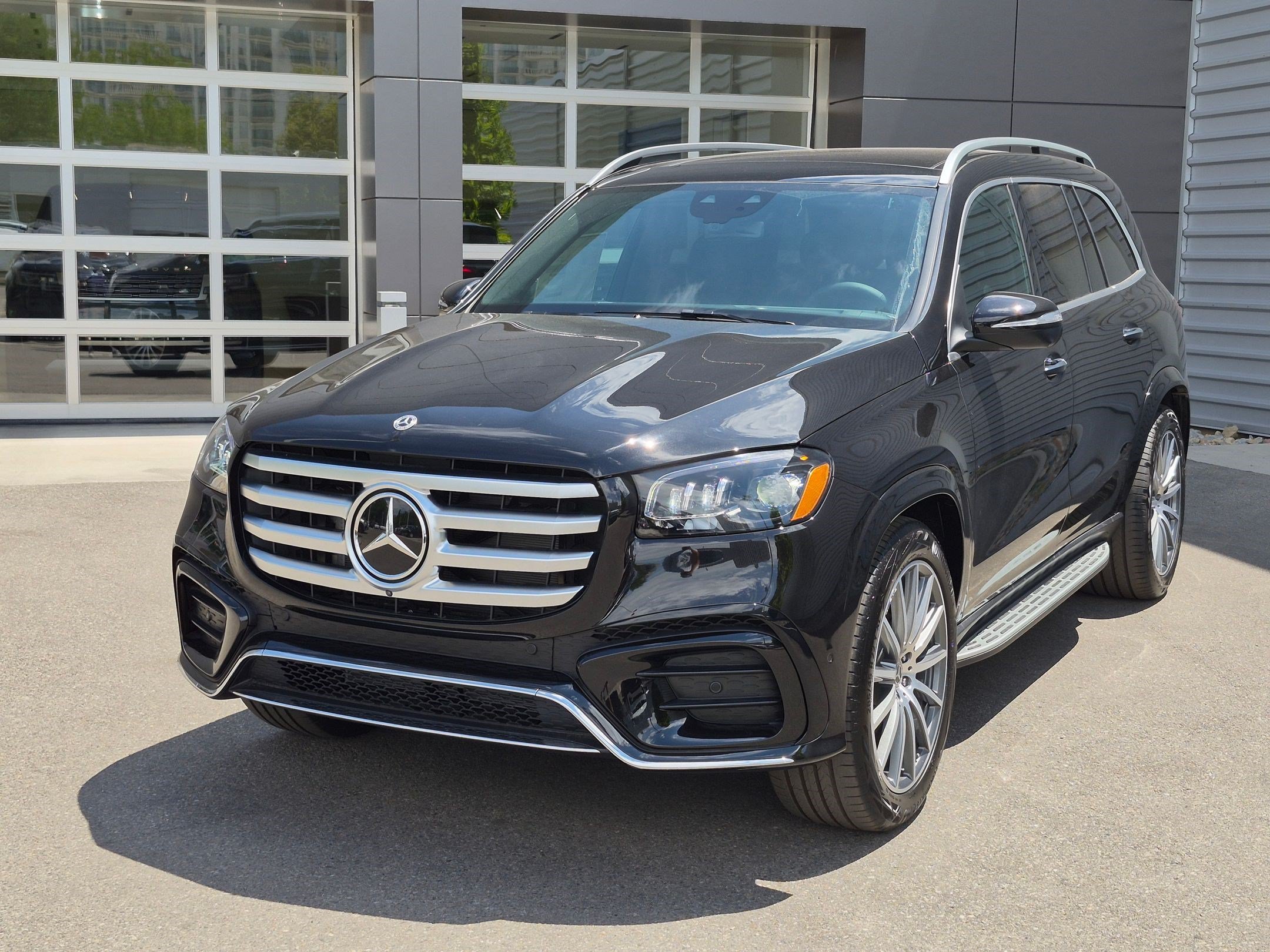 New 2026 Obsidian Black Metallic Mercedes-Benz GLS 580 image 35