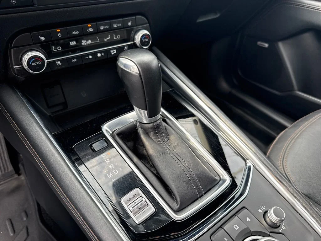 Used 2021 White Mazda Grand Touring Reserve image 35