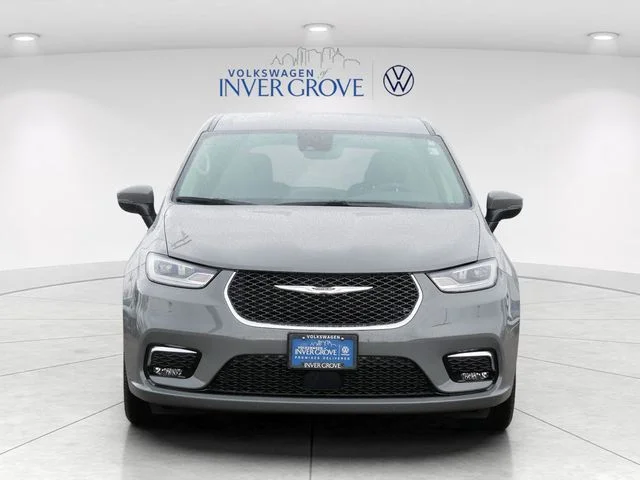 Used 2023 Chrysler Pacifica Touring L with VIN 2C4RC1BG2PR508100 for sale in Inver Grove Heights, Minnesota