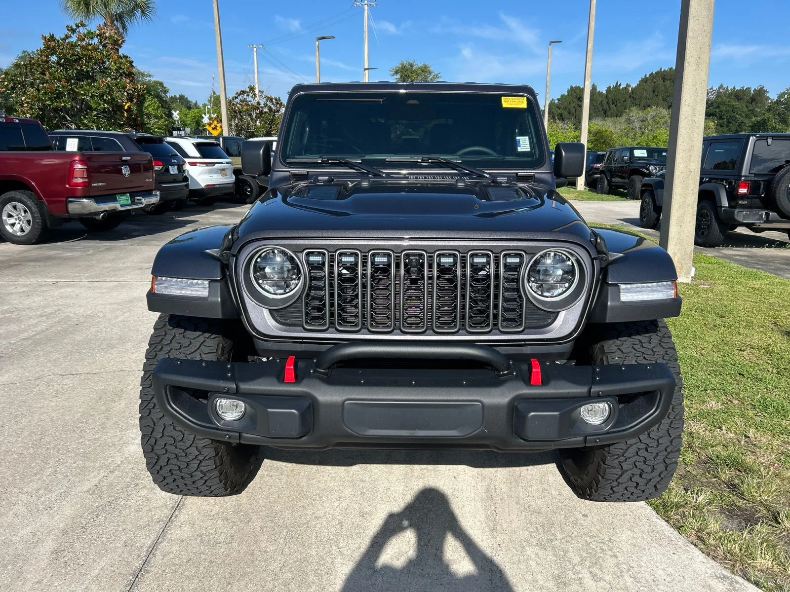 Used 2026 Gobi Clearcoat Jeep Rubicon X image 8