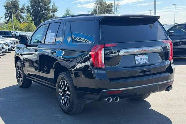Used 2022 ONYX BLACK GMC AT4 image 9