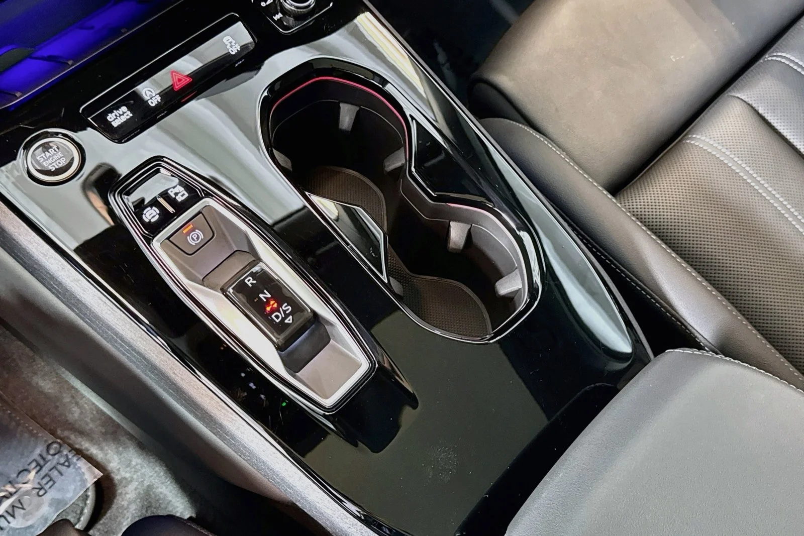Used 2025 Chronos Grey Audi Premium Plus image 17
