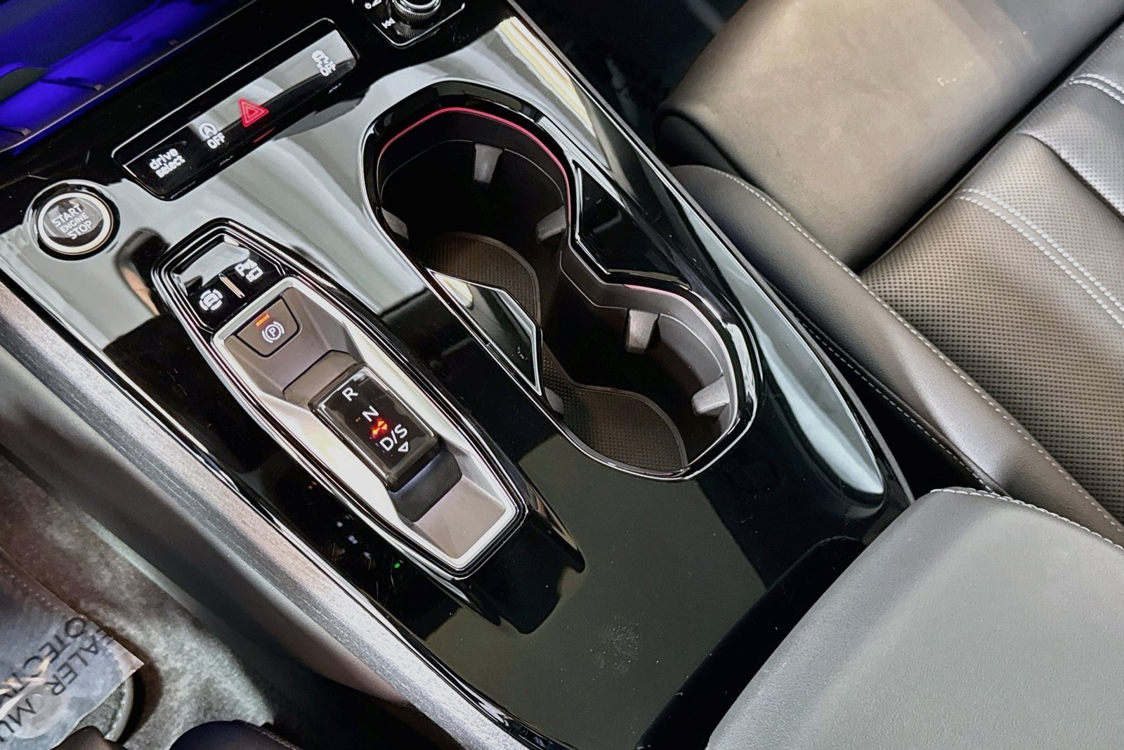 Used 2025 Chronos Grey Audi Premium Plus image 17