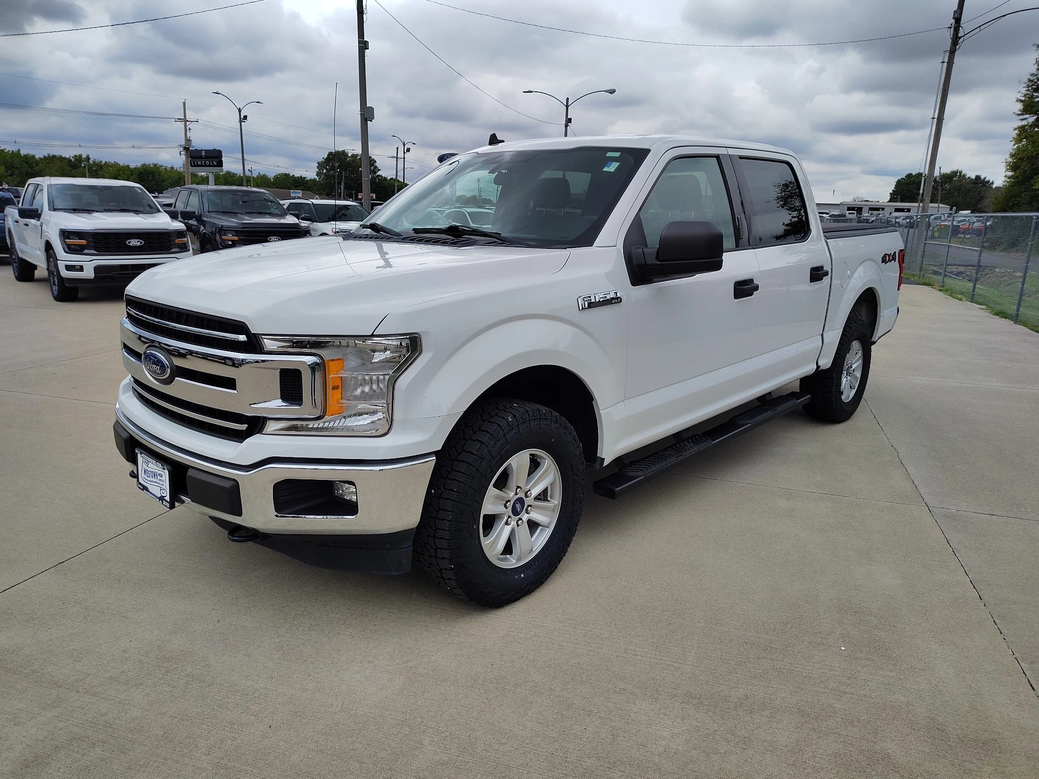 Used 2020 Oxford White Ford XLT image 7