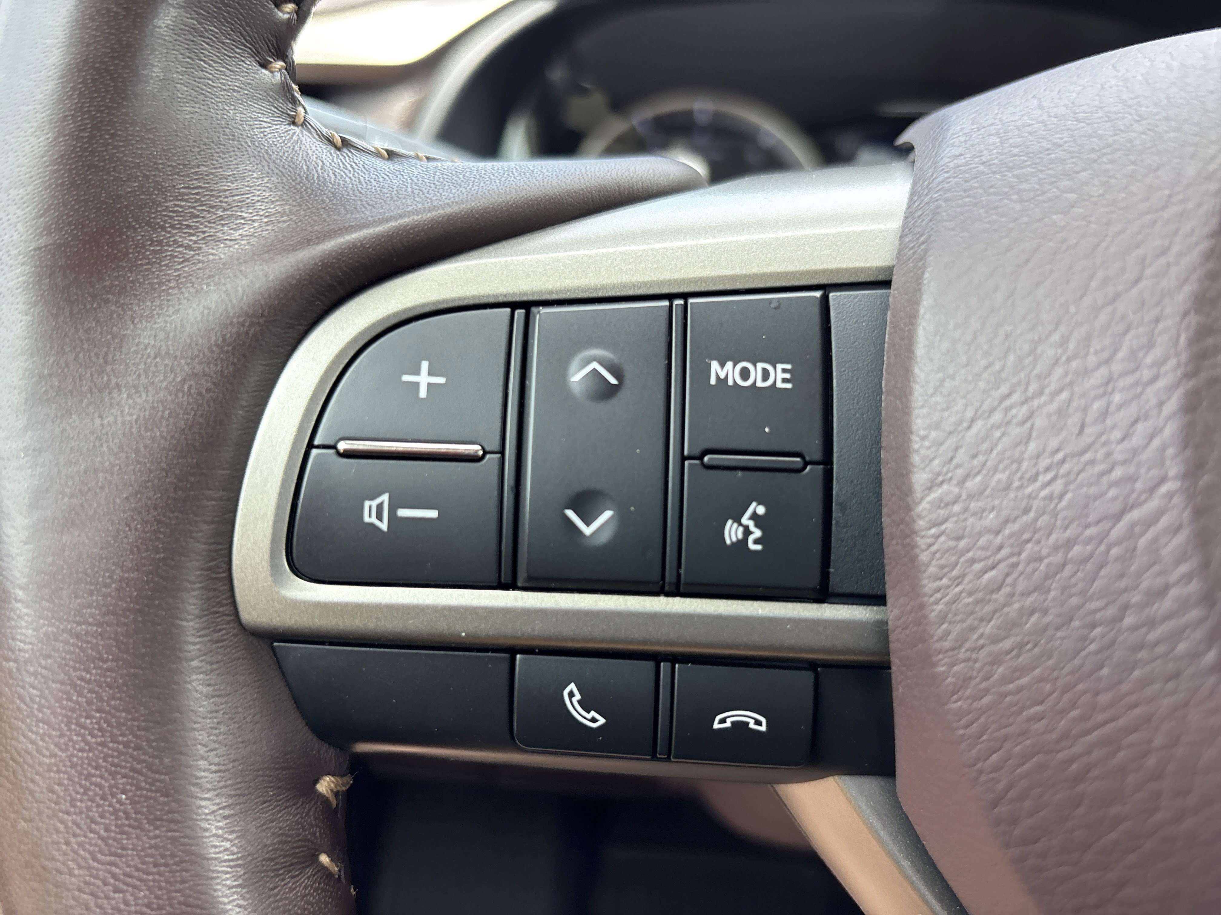 Used 2020 Moonbeam Beige Metallic Lexus 350 AWD image 30