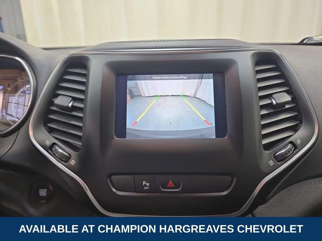 2019 Jeep Cherokee Latitude Plus - Photo 19