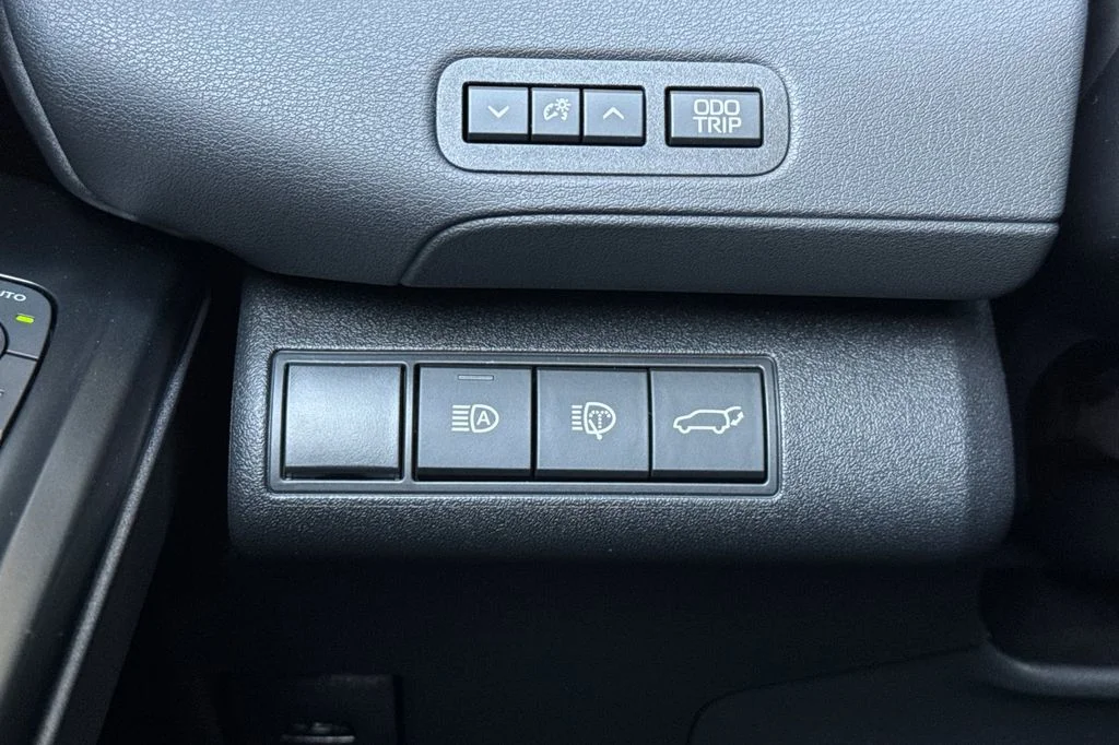 New 2026 Overcast Toyota XSE image 29